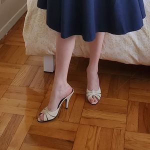 Vintage AS-IS Pinup Peep-Toe Slip-on Heels Innocence